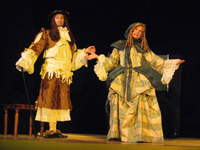 Ne cherchez pas des cerises sur un prunier